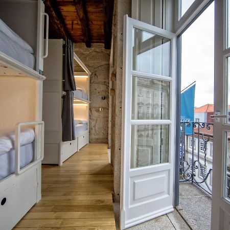 Bluesock Hostels Porto Ngoại thất bức ảnh Hostel in Lisbon, Portugal