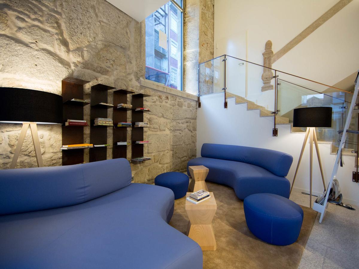 Bluesock Hostels Porto Ngoại thất bức ảnh The interior of the hotel